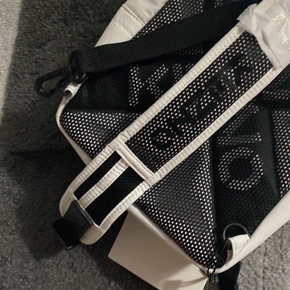 New kenzo backpack one shoulder - Picture 8 of 9